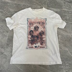 Abercombie Band Tee